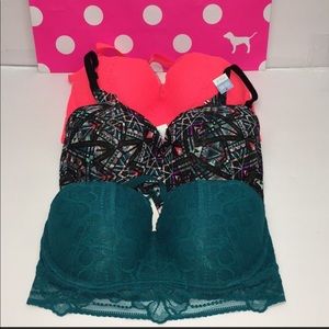 3 SMALL D-DD VICTORIA’S SECRET BRAS
